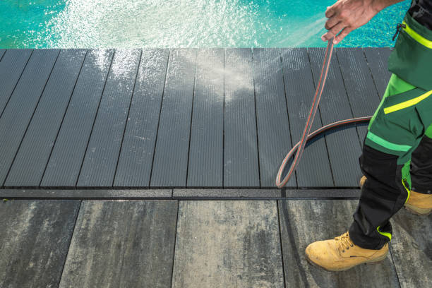 Best Deck Pressure Washing  in Olney, MD